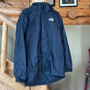 Men's North face Rain jacket size large